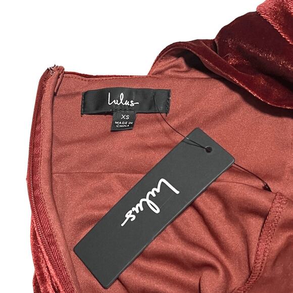 NWT Lulus Stunning Days Red Velvet Flutter Sleeve Maxi Dress Sz XS - Picture 9 of 10